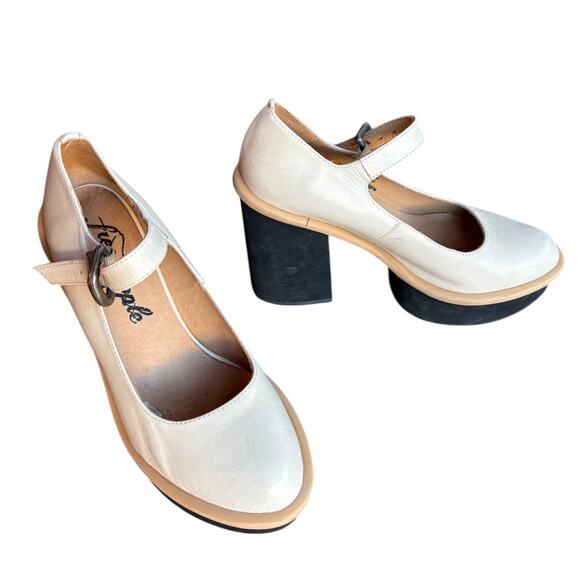 Free People Maggie Platform Mary Janes w Flaw - Missing Hardware - size 38/7.5 - Picture 13 of 15